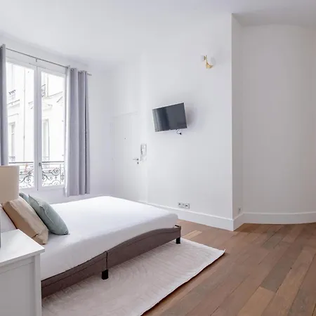 Beautiful Duplex Heart Of Apartment Paris